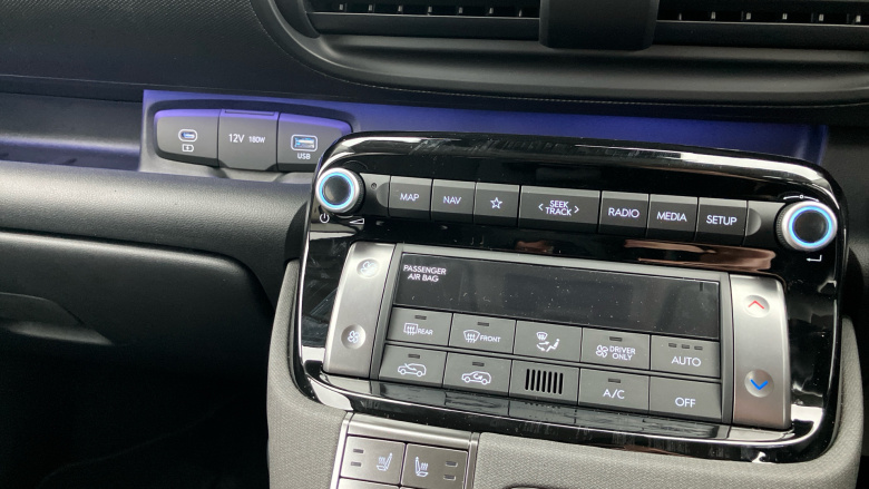 Hyundai INSTER 85kW 02 49kWh 5dr Auto Electric Hatchback